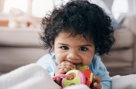 آیا بین هوش و زمان دندان درآوردن نوزاد رابطه ای وجود دارد