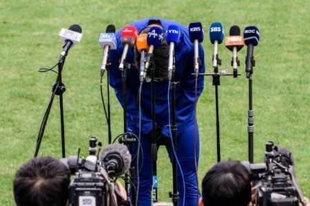 لی کانگ،اخبار ورزشی،خبرهای ورزشی
