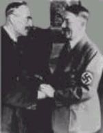 برخورد دوستانه چمبرلن و هيتلر پيش از مذاكرات مونيخ