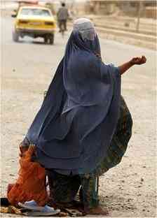فقر و گدايي در افغانستان در تابستان 2008