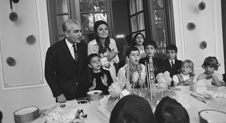 عکس هایی از خانواده پهلوی , فرح دیبا