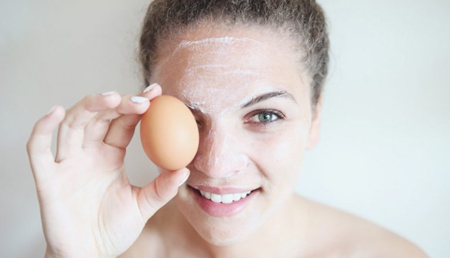 ماسک سفیده تخم مرغ و خاک رس برای جوان سازی پوست,ماسک سفید کننده تخم مرغ