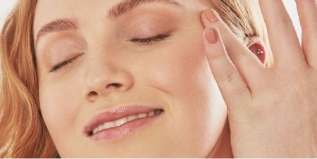 روش های خانگی برای مراقبت از پوست زیر چشم