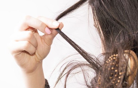 راه حل گیر کردن برس گرد داخل موهها