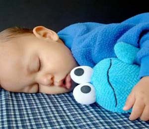 چگونه از کودکان خواب گرد مراقبت کنیم؟