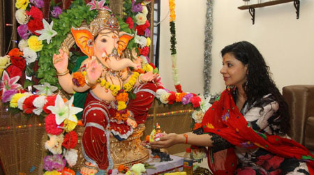 جشن های سنتی, خدایان هند