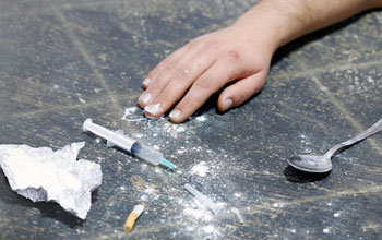 اعتیاد, مواد مخدر, علل گرایش نوجوانان به مواد مخدر