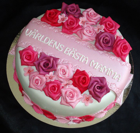 با این کیک های زیبا برای روز مادر ، مادران خود را سوپرایز کنید