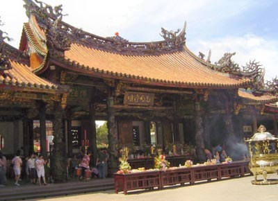 معبد منگجا لونگشان,تصاویر معبد منگجا لونگشان,معبد منگجا لونگشان در تایوان