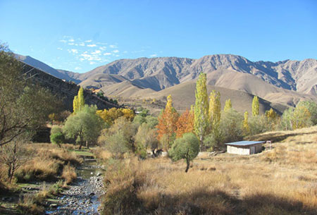 چشمه قلقلک در روستای سرزیارت,گردشگری