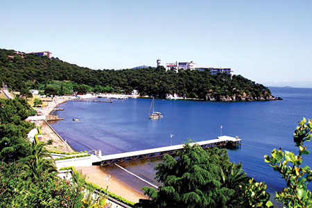 دریاچه وان,مهم‌ترین جاذبه گردشگری وان,بزرگترین دریاچه ترکیه