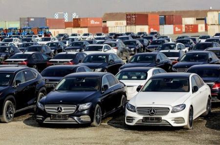مخالفت مجلس با واردات 50 هزار دستگاه خودرو سواری به کشور/ موضوع به کمیسیون تلفیق ارجاع شد