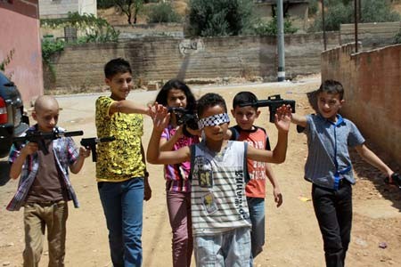 بازی کودکان و نوجوانان غزه ای