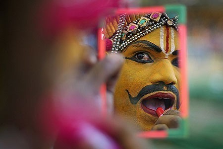 عکسهای جالب,عکسهای جذاب,مراسم آیینی هندوها