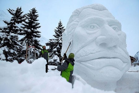 عکسهای جالب,عکسهای جذاب, مجسمه بزرگ برفی