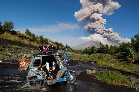 عکسهای جالب,عکسهای جذاب, آتشفشان فعال 