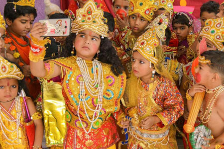 عکسهای جالب,عکسهای جذاب,لباس خدایان هندو 