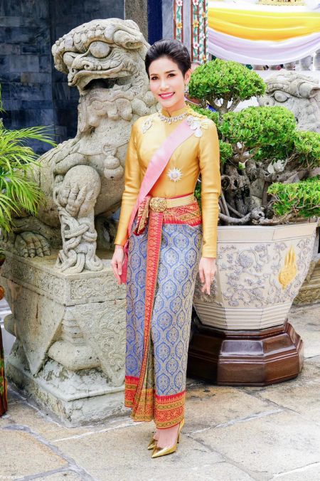 اخبار,اخبارگوناگون, تصاویری متفاوت از همسر دوم پادشاه تایلند