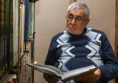 اخبار,اخبارفرهنگی وهنری, روایت تصویری از زندگی پدربزرگ ۸۱ ساله‌ای که دانشجو شد