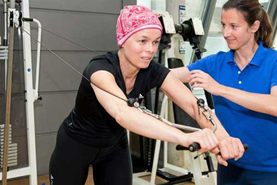 ورزش های کمک کننده به درمان سرطان