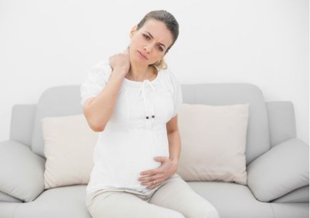 پا درد در اوایل بارداری نشانه چیست
