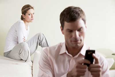 عوامل موثر بر اعتماد به همسر